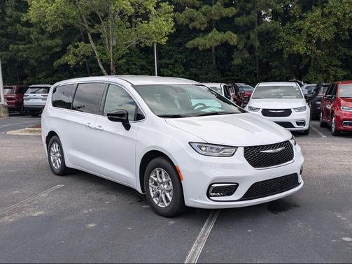 2026 Chrysler Pacifica L