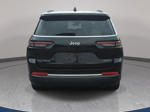 Diamond Black Crystal Pearlcoat 2023 Jeep Grand Cherokee L Limited