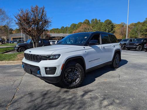 2024 Jeep Grand Cherokee 4xe Trailhawk