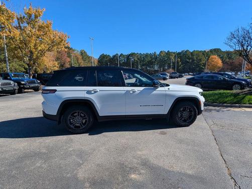 2024 Jeep Grand Cherokee 4xe Trailhawk