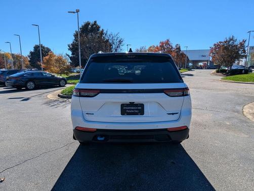 2024 Jeep Grand Cherokee 4xe Trailhawk