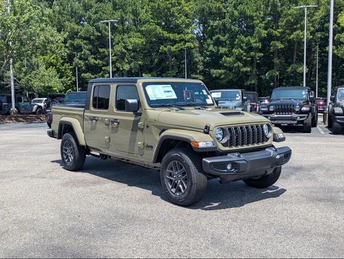 2025 Jeep Gladiator Sport S