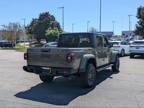 2025 Jeep Gladiator Sport S