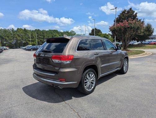 2017 Jeep Grand Cherokee Summit