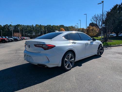 2022 Acura TLX Advance