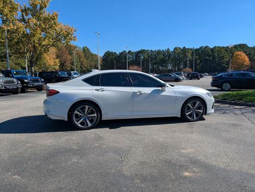 2022 Acura TLX Advance