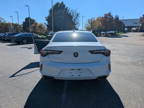 2022 Acura TLX Advance