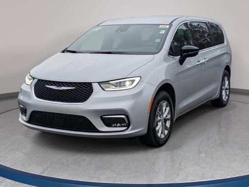 Silver Mist Clearcoat 2026 Chrysler Pacifica L