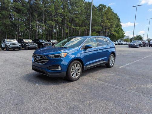2022 Ford Edge Titanium