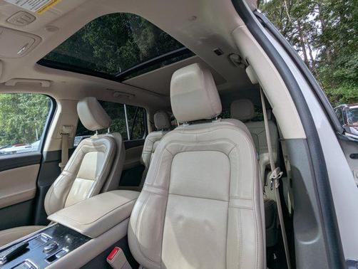 2022 Lincoln Aviator Reserve AWD