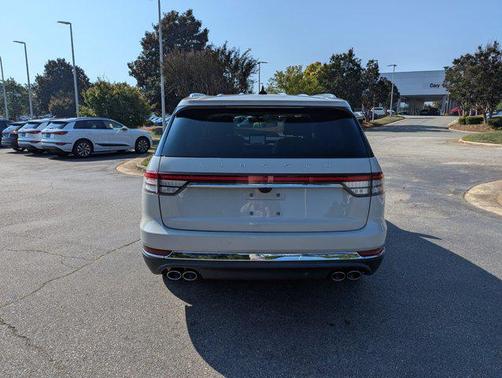 2022 Lincoln Aviator Reserve AWD