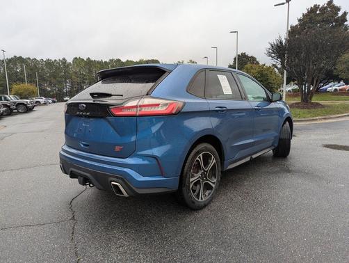 2021 Ford Edge ST