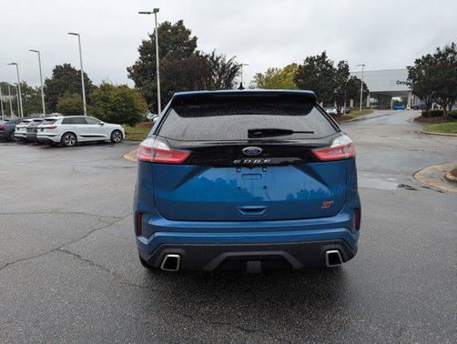 2021 Ford Edge ST