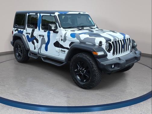 Bright White Clearcoat 2021 Jeep Wrangler Unlimited Sport Altitude