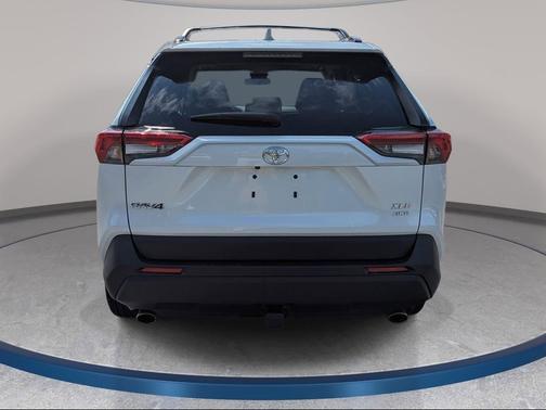 Wind Chill Pearl 2023 Toyota RAV4 XLE Premium