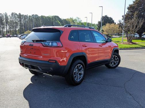 Spitfire Orange Clearcoat 2021 Jeep Cherokee Trailhawk