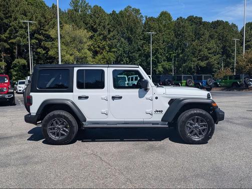 2025 Jeep Wrangler Sport S