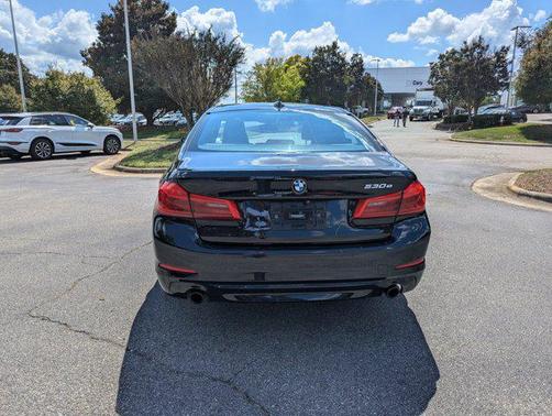 2019 BMW 530e iPerformance