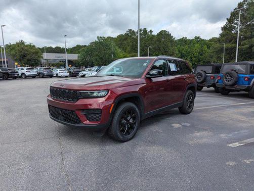 2024 Jeep Grand Cherokee Altitude