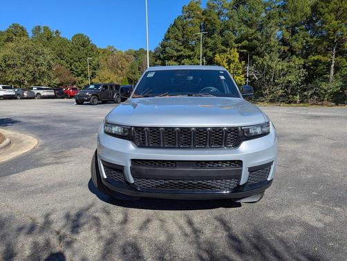 2023 Jeep Grand Cherokee L Altitude