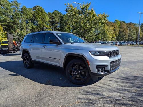 2023 Jeep Grand Cherokee L Altitude