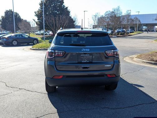 2022 Jeep Compass Latitude