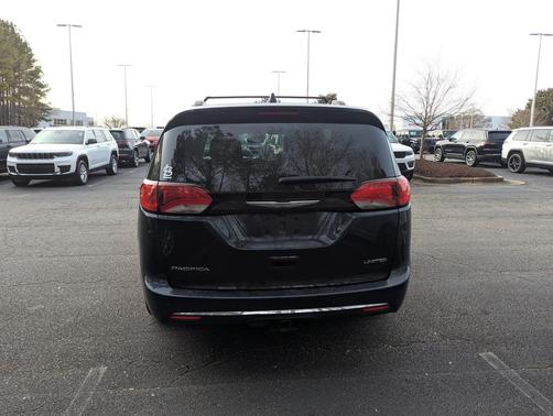 2019 Chrysler Pacifica Limited