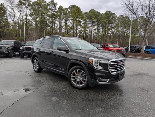 2023 GMC Terrain SLT