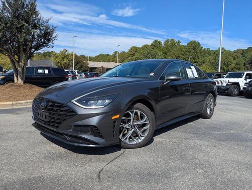 2022 Hyundai SONATA SEL