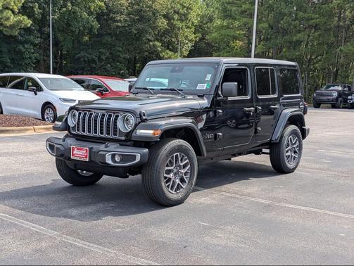 2025 Jeep Wrangler 4-Door Sahara 4x4