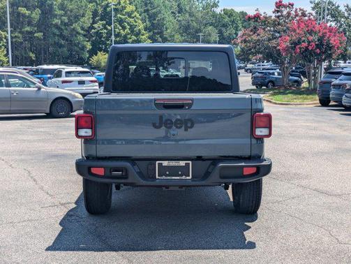 2025 Jeep Gladiator Sport S