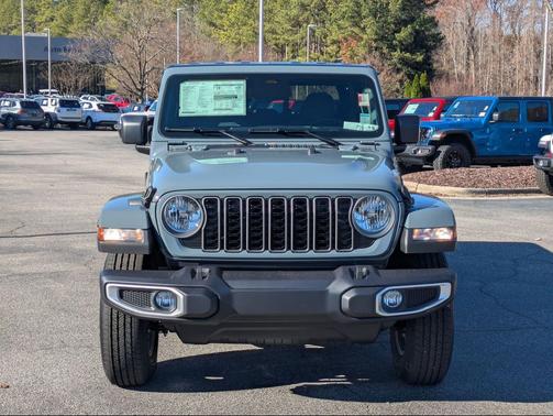 2026 Jeep Gladiator Sport S
