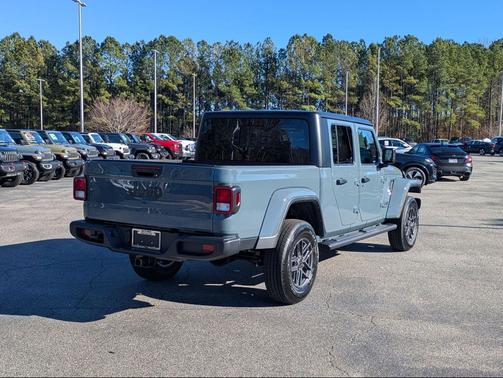 2026 Jeep Gladiator Sport S