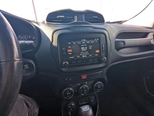 2017 Jeep Renegade Trailhawk