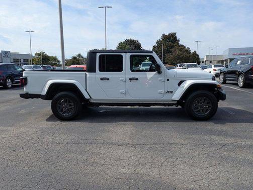 2025 Jeep Gladiator Sport S