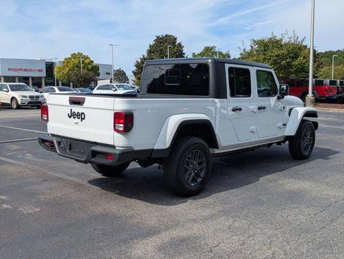 2025 Jeep Gladiator Sport S