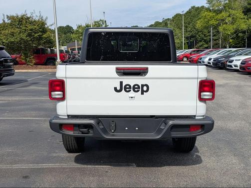 2025 Jeep Gladiator Sport S