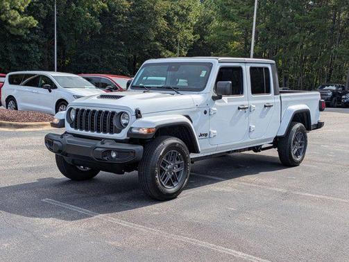 2025 Jeep Gladiator Sport S
