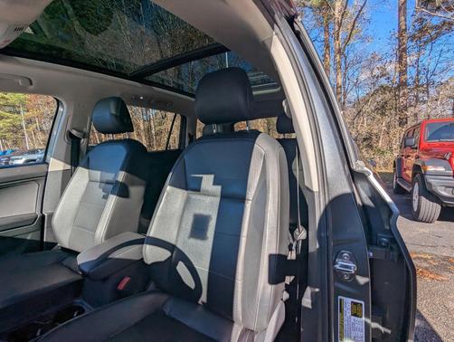 2018 Volkswagen Tiguan 2.0T SEL