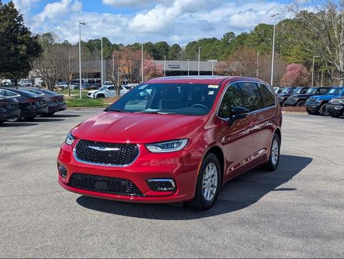 2026 Chrysler Pacifica L