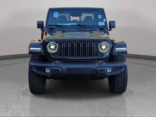 Black Clearcoat 2026 Jeep Gladiator Rubicon