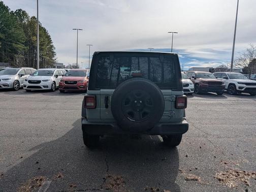 2023 Jeep Wrangler Sport