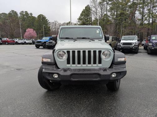 2023 Jeep Wrangler Sport