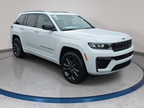 Bright White Clearcoat 2026 Jeep Grand Cherokee Limited