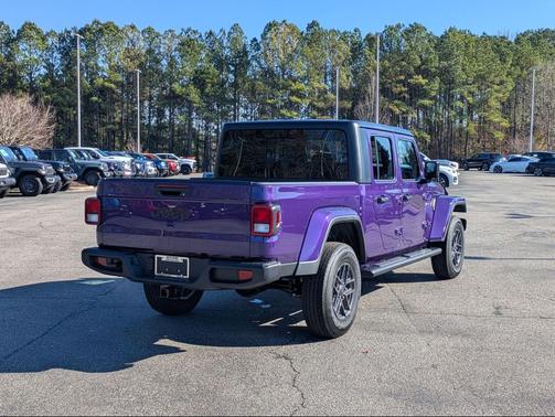2026 Jeep Gladiator Sport S