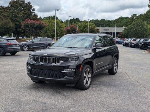 2025 Jeep Grand Cherokee Limited X