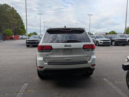 2021 Jeep Grand Cherokee Laredo
