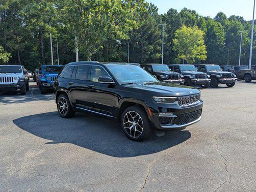 2023 Jeep Grand Cherokee Summit