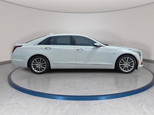 Crystal White Tricoat 2017 Cadillac CT6 3.6L Luxury