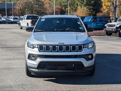 2026 Jeep Compass Latitude